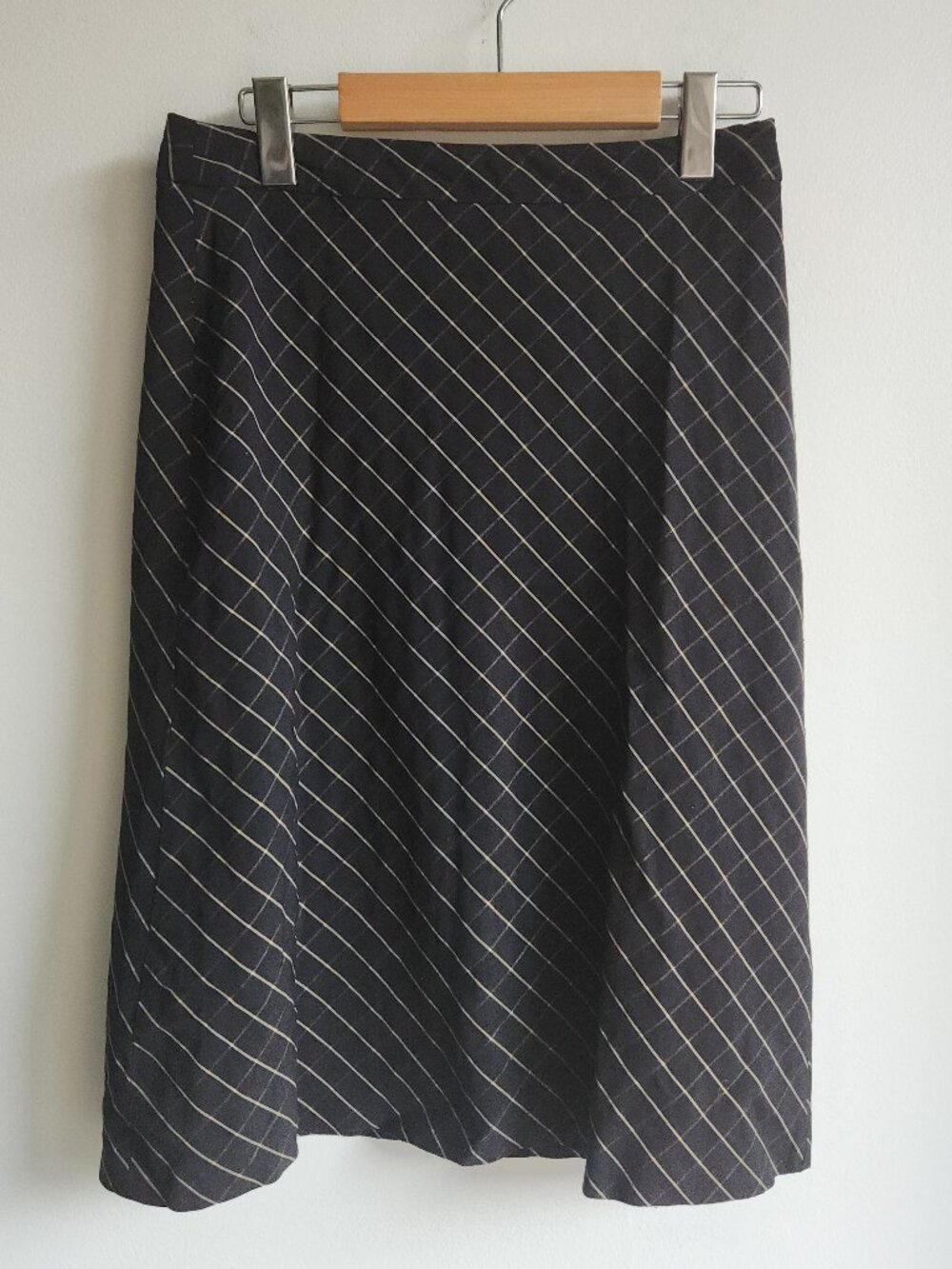 Part Two Black & Beige Check Knee-Length Skirt - M
